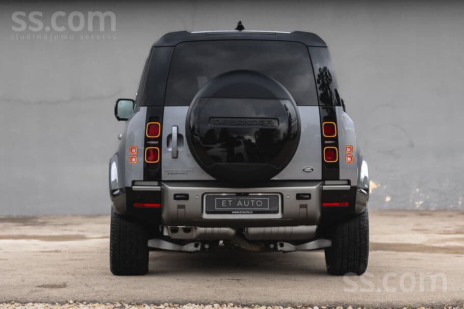 Land Rover Defender (2021) — 6/20