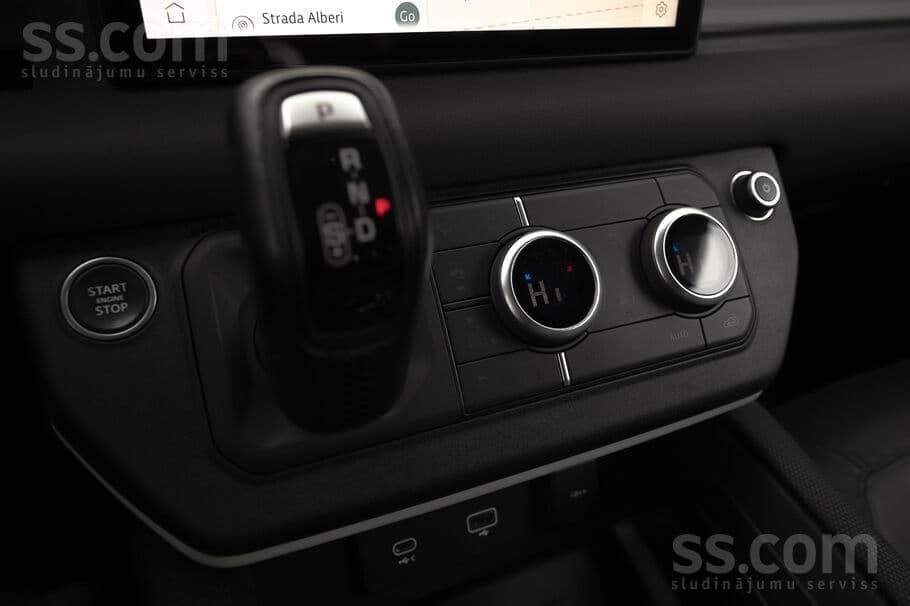 Land Rover Defender (2021) — 19/20