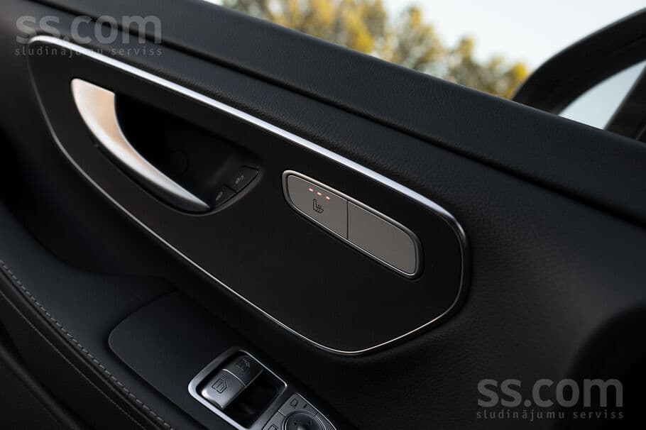 Mercedes-Benz V250 (2017) — 10/20