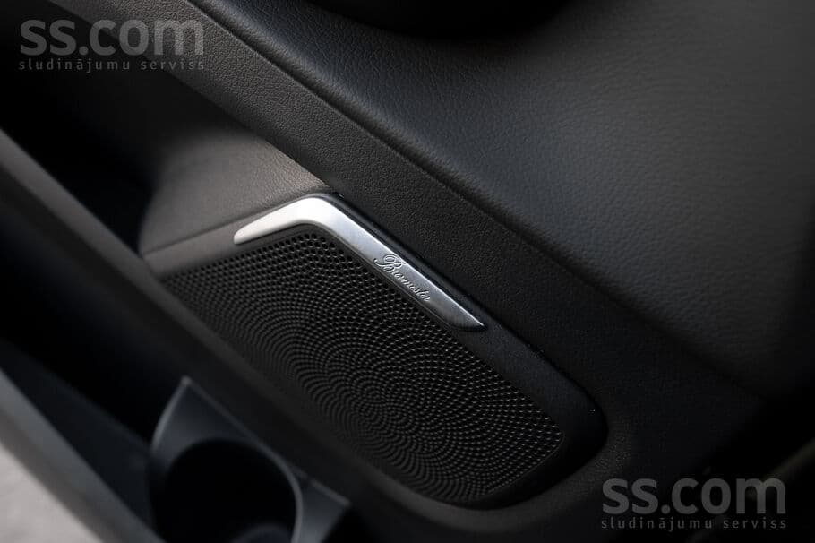 Mercedes-Benz V250 (2017) — 11/20