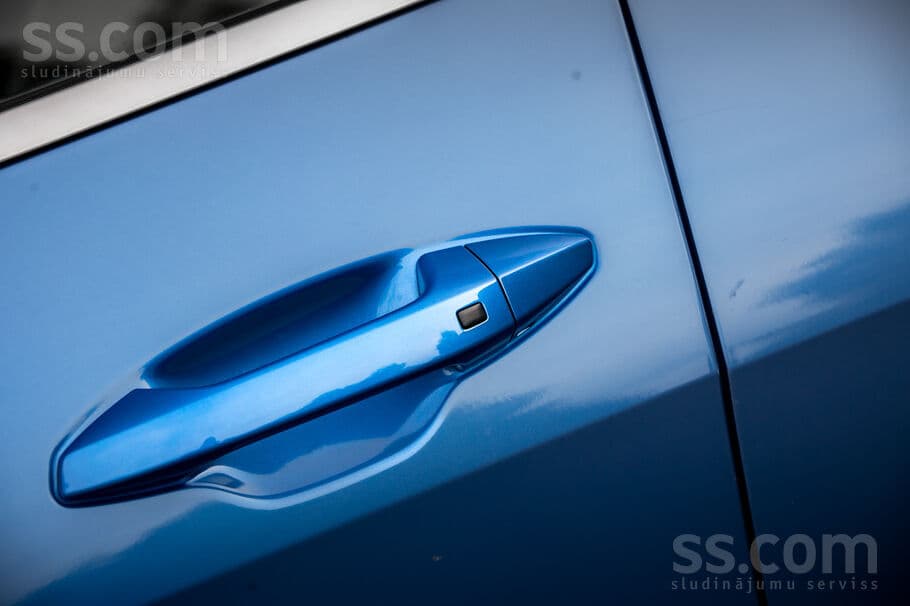 Kia Sportage (2023) — 10/20