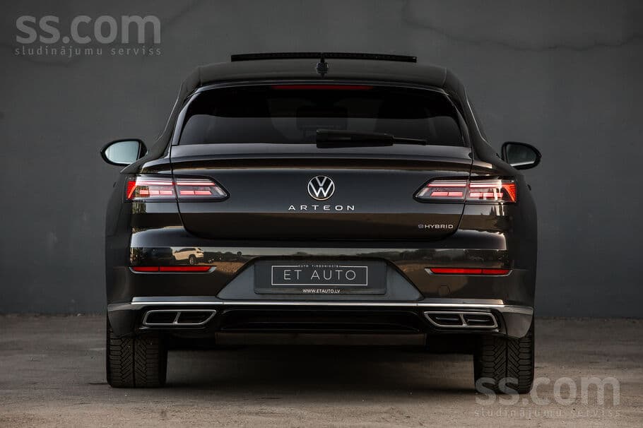Volkswagen Arteon (2022) — 8/20