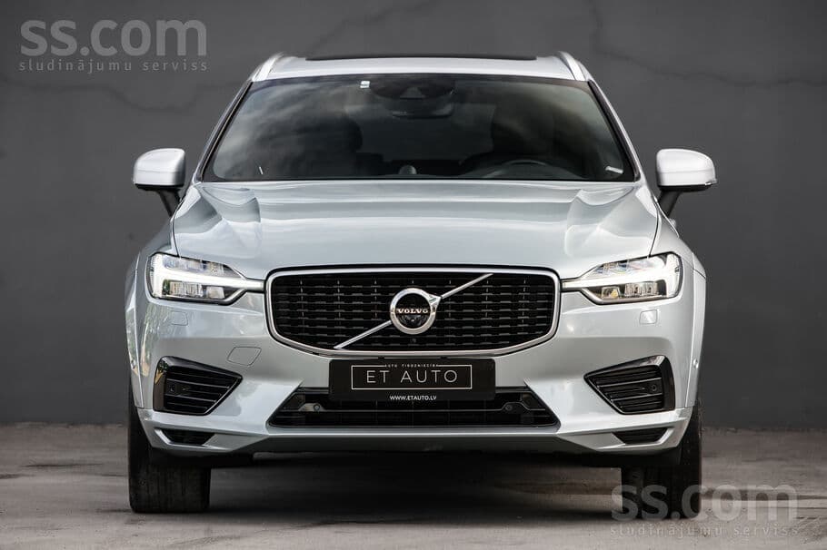 Volvo XC 60 (2018) — 3/20