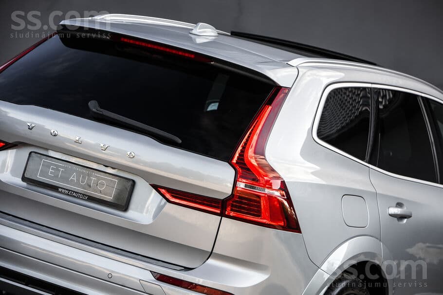 Volvo XC 60 (2018) — 5/20