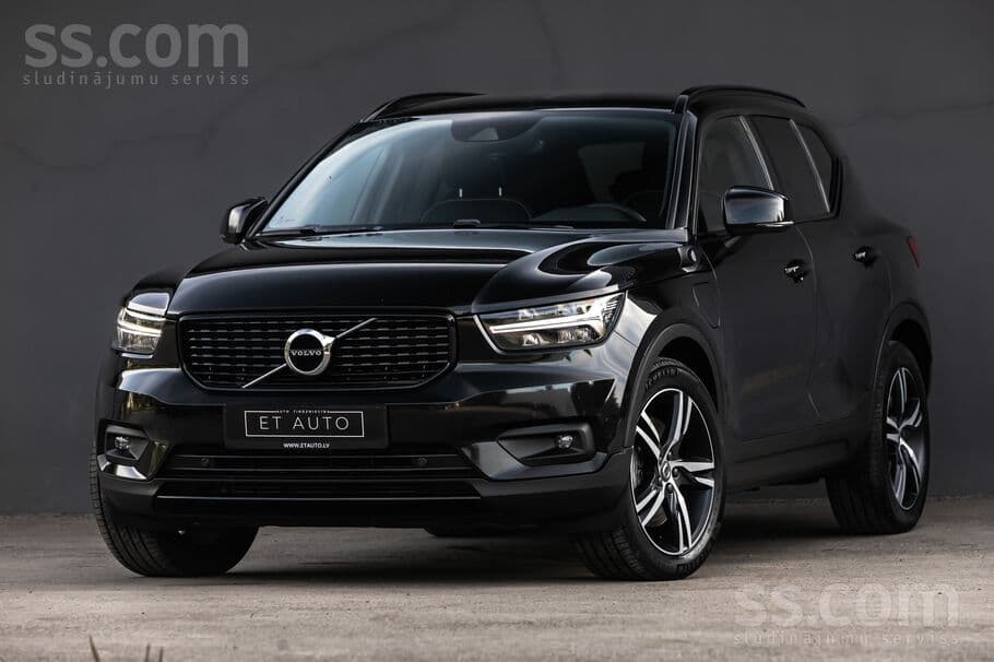 Volvo XC 40 (2021) — 1/20