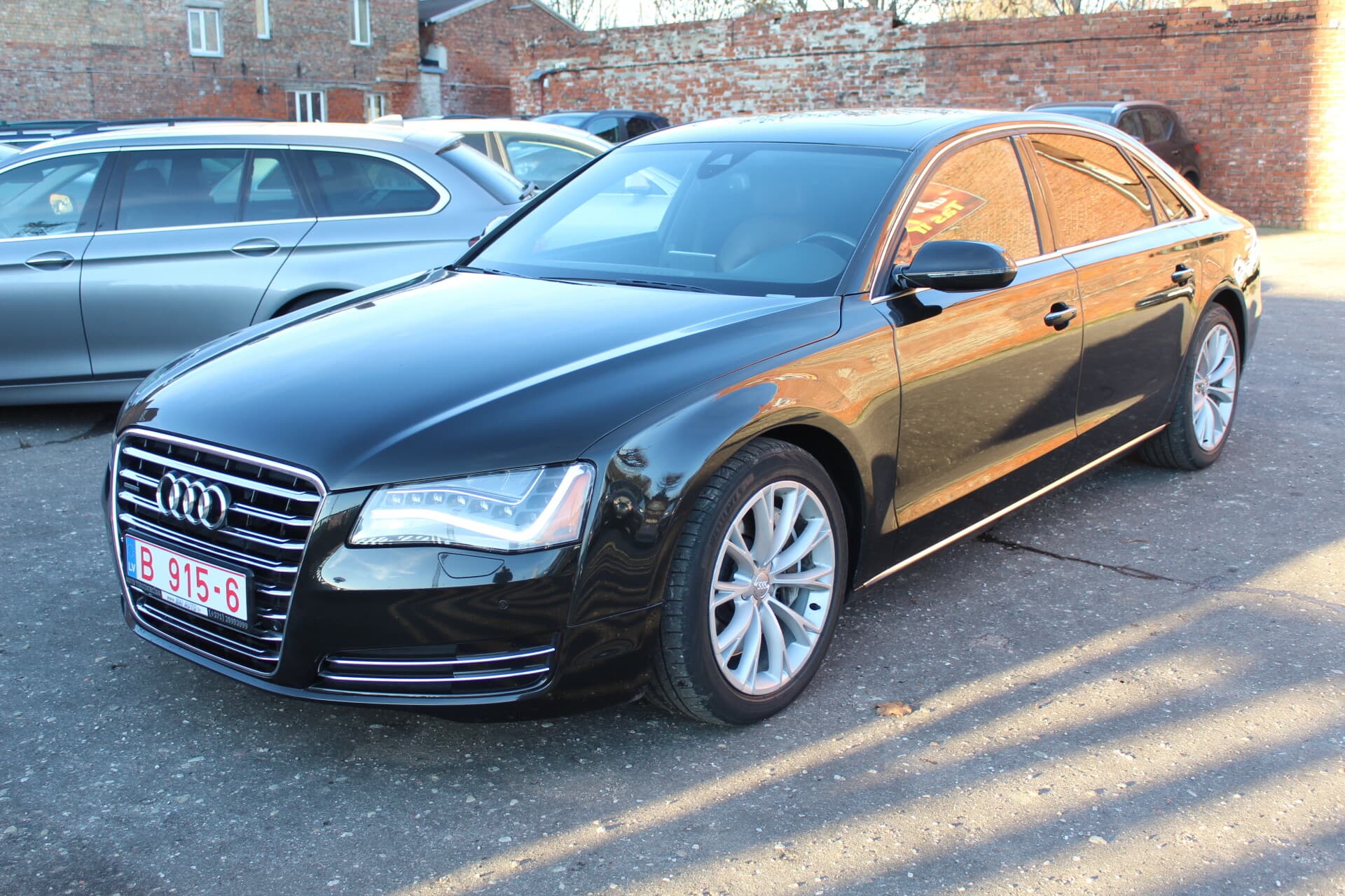 Audi A8 (2012) — 2/21