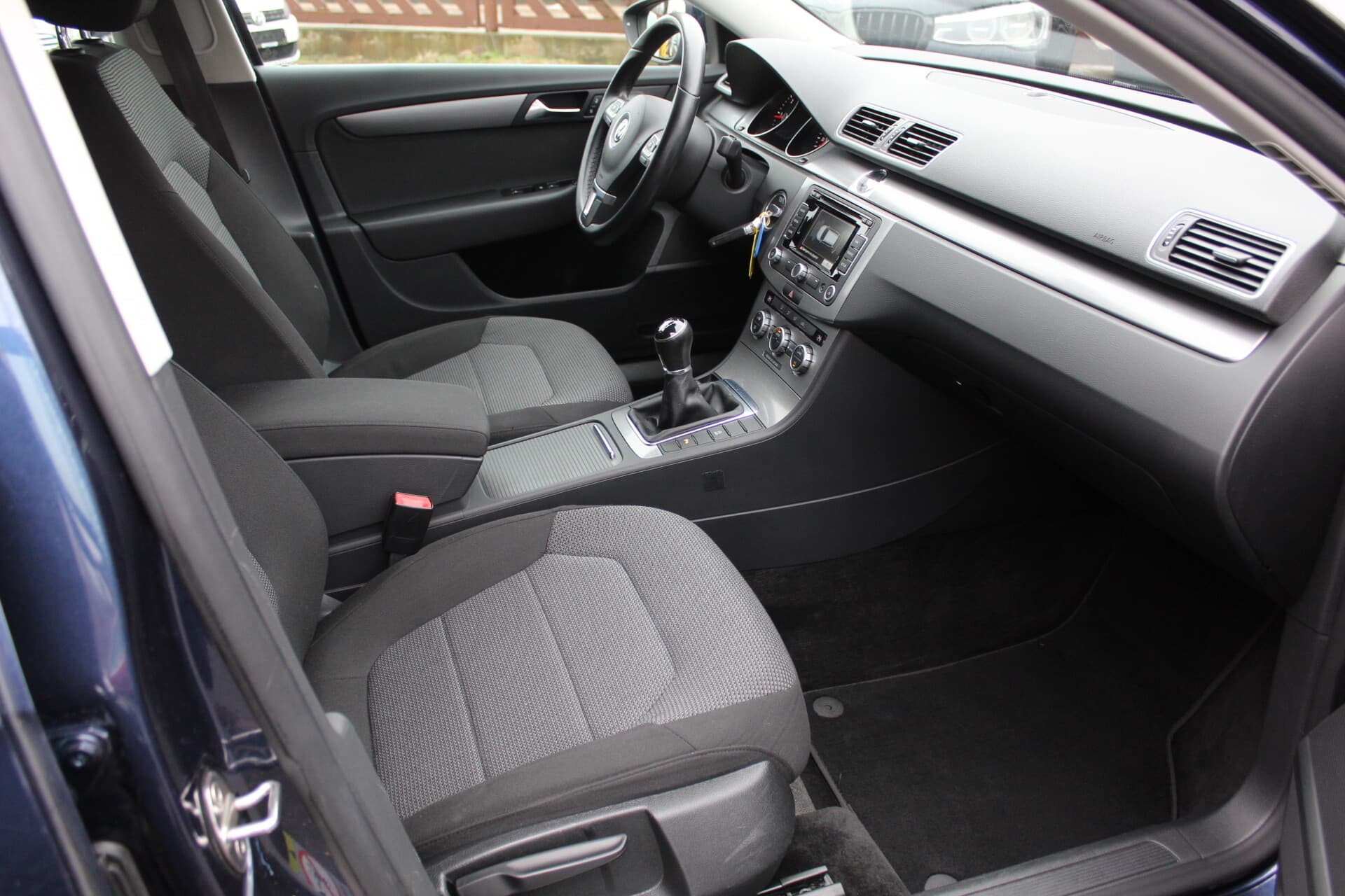 Volkswagen Passat (B7) (2013) — 8/15