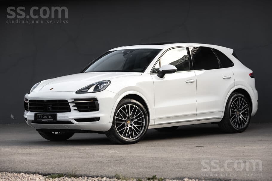 Porsche Cayenne (2018) — 1/20